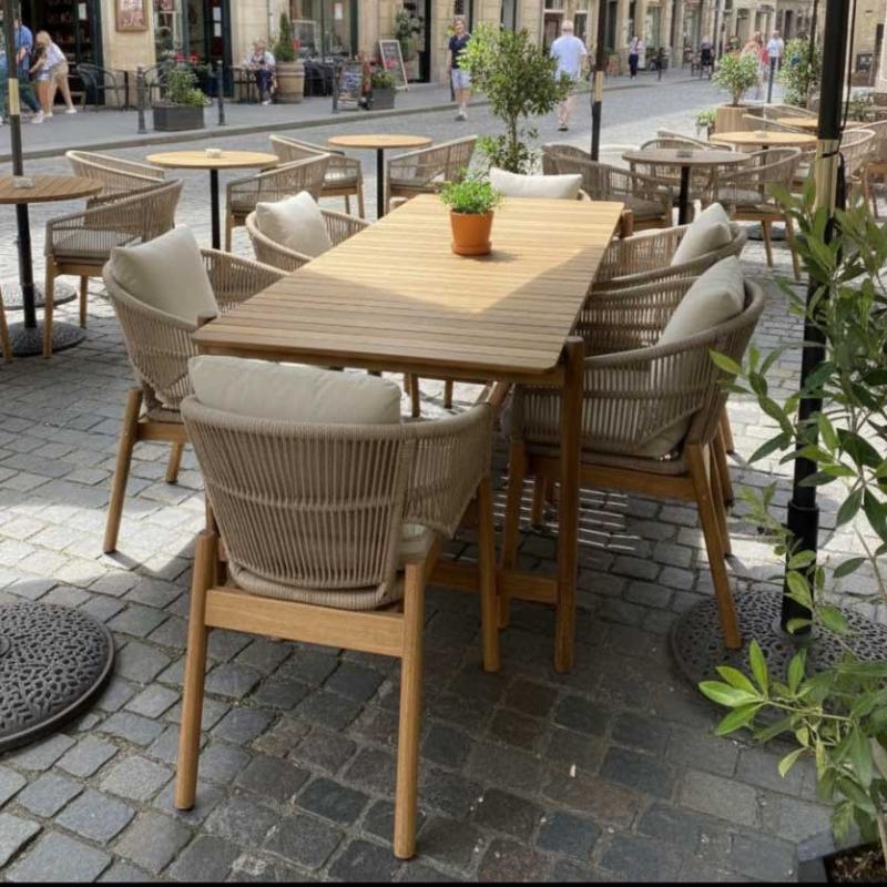 Садовая мебель для ресторанов и кафе